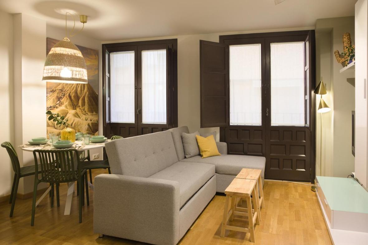 Apartamento Palacio Descalzos Tudela Eksteriør billede